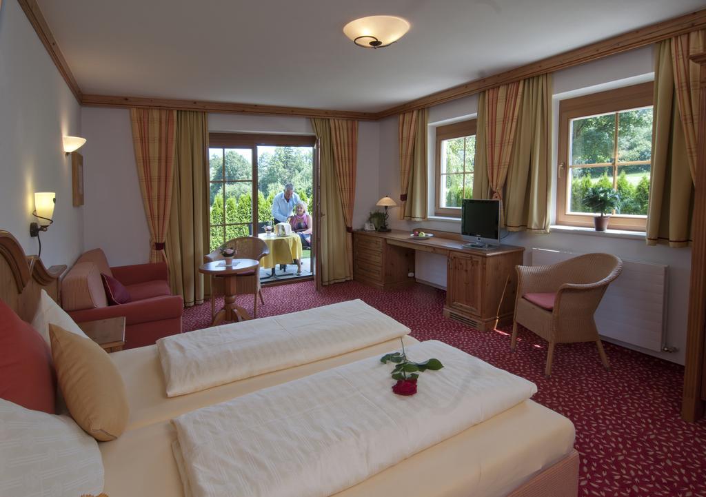 Aparthotel Bergland Soll Room photo